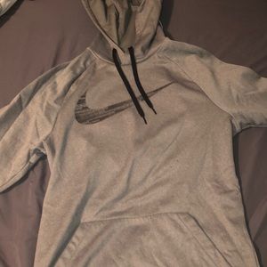 nike pullover hoodie